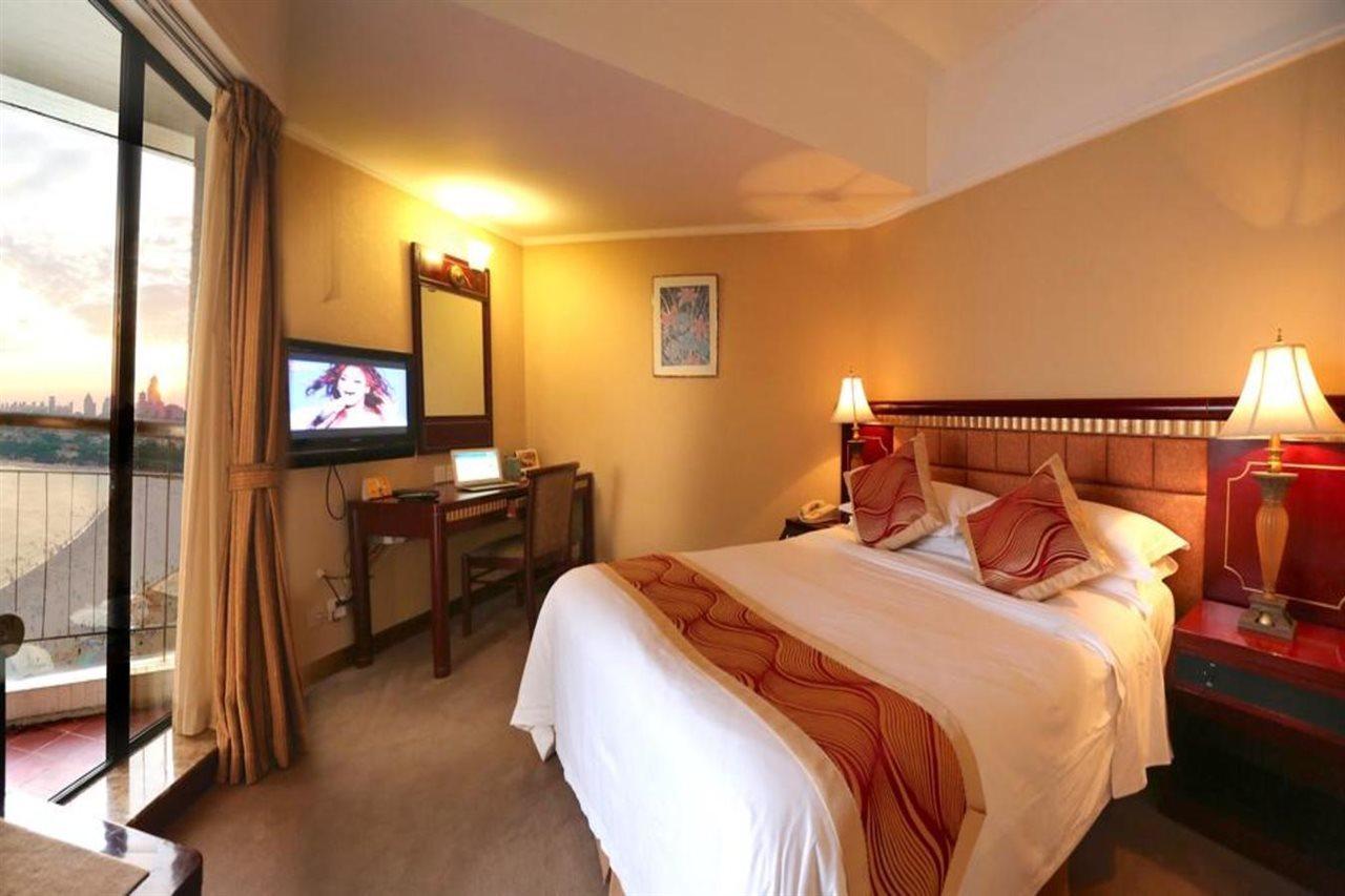 Huiquan Dynasty Hotel צ'ינגדאו מראה חיצוני תמונה