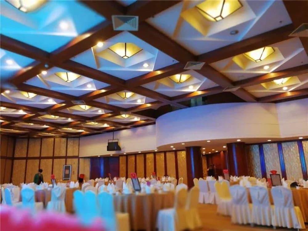 Huiquan Dynasty Hotel צ'ינגדאו מראה חיצוני תמונה