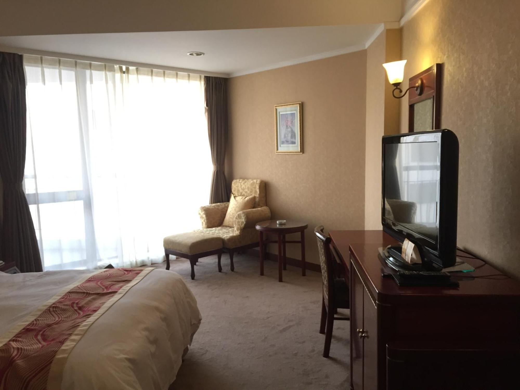 Huiquan Dynasty Hotel צ'ינגדאו מראה חיצוני תמונה