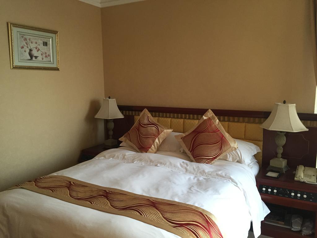 Huiquan Dynasty Hotel צ'ינגדאו מראה חיצוני תמונה