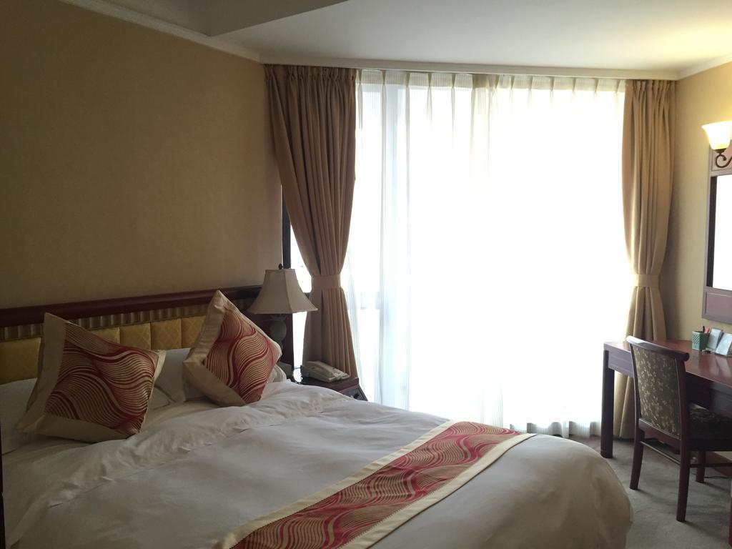 Huiquan Dynasty Hotel צ'ינגדאו מראה חיצוני תמונה