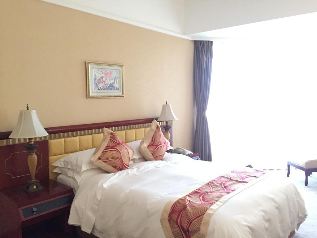 Huiquan Dynasty Hotel צ'ינגדאו מראה חיצוני תמונה