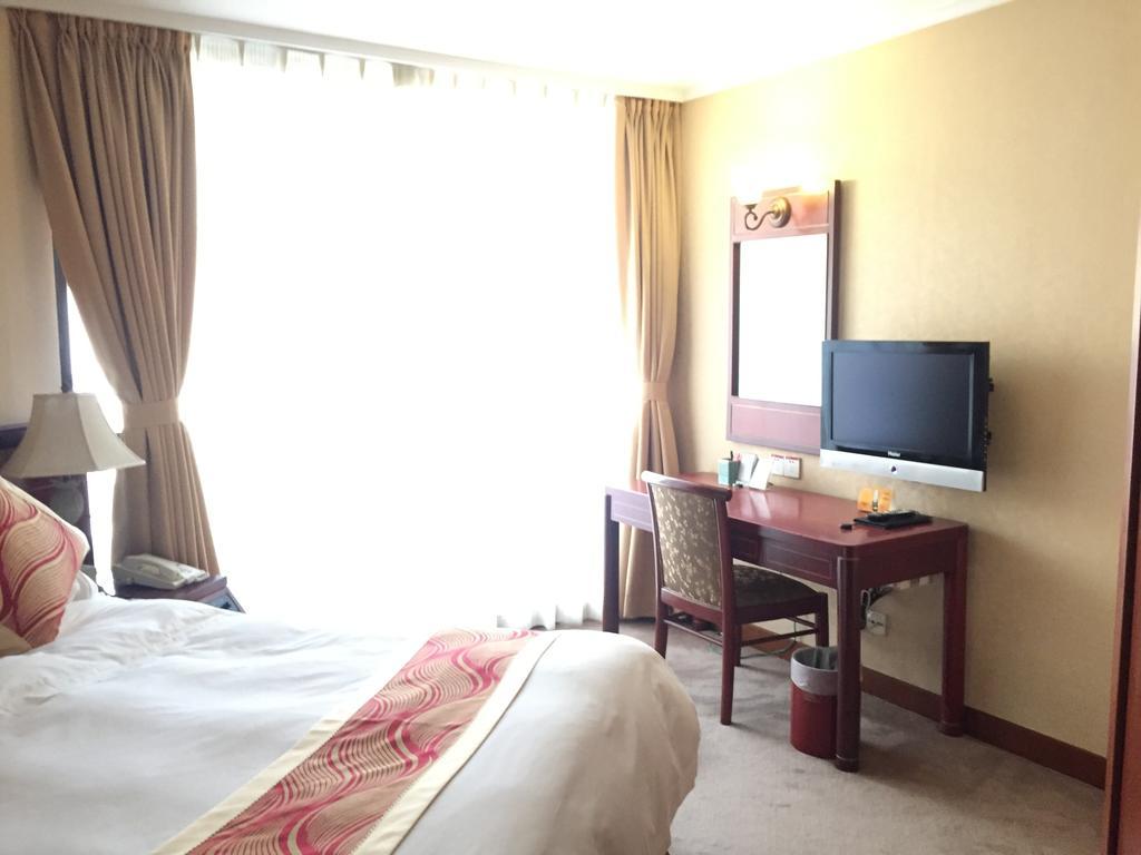 Huiquan Dynasty Hotel צ'ינגדאו מראה חיצוני תמונה
