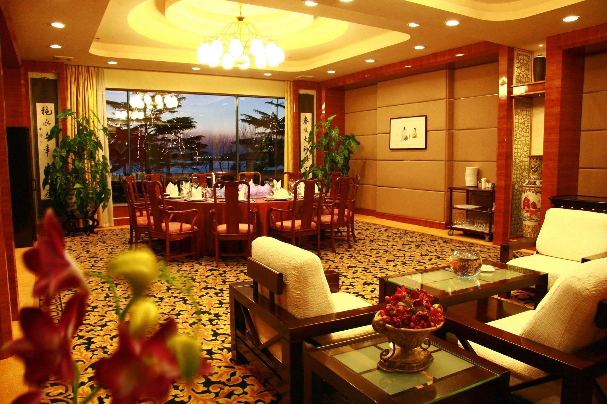 Huiquan Dynasty Hotel צ'ינגדאו מראה חיצוני תמונה